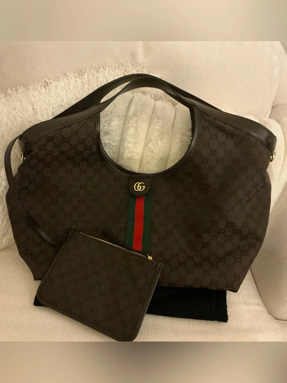 Authentic Gucci Giglio Large Tote Bag in Chocolate